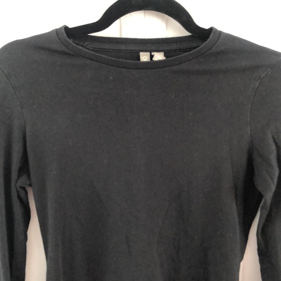 Asos long sleeve black tee - Picture 2 of 10